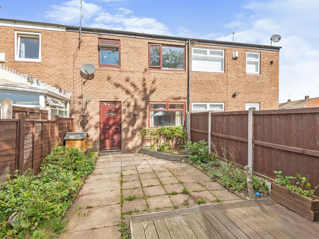 3 bed terraced house for sale in Bell Road, Bramley, Leeds LS13 Zoopla