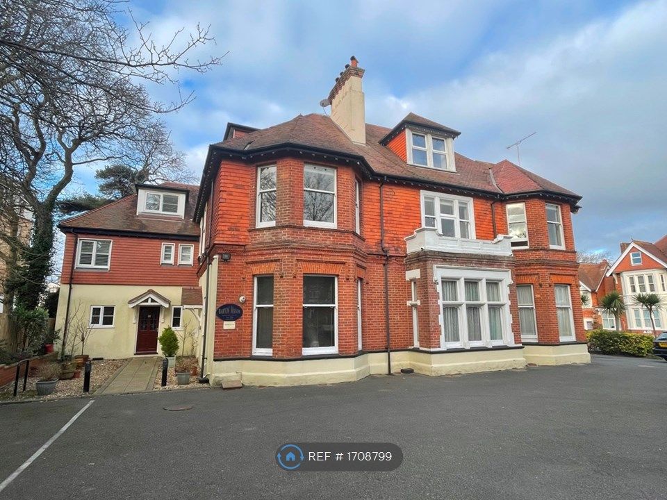 2 bed flat to rent in Barton Manor, Bournemouth BH5 Zoopla