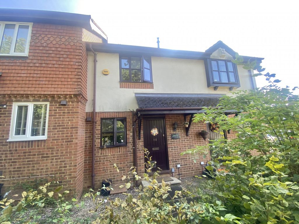 2 bed terraced house for sale in Yorkshire Place, Warfield, Bracknell