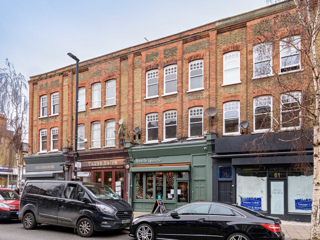 2 bed flat to rent in Abbeville Road, London SW4, £2,600 pcm Zoopla