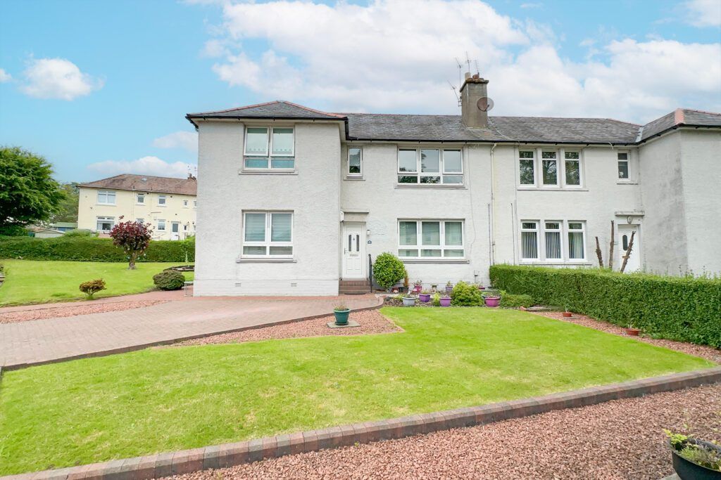 2 bed flat for sale in Hornbeam Drive, Clydebank G81, £115,000 Zoopla