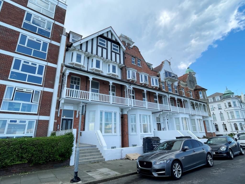 2 bed flat for sale in Flat 17, Majestic Court, 1012 Lewis Crescent