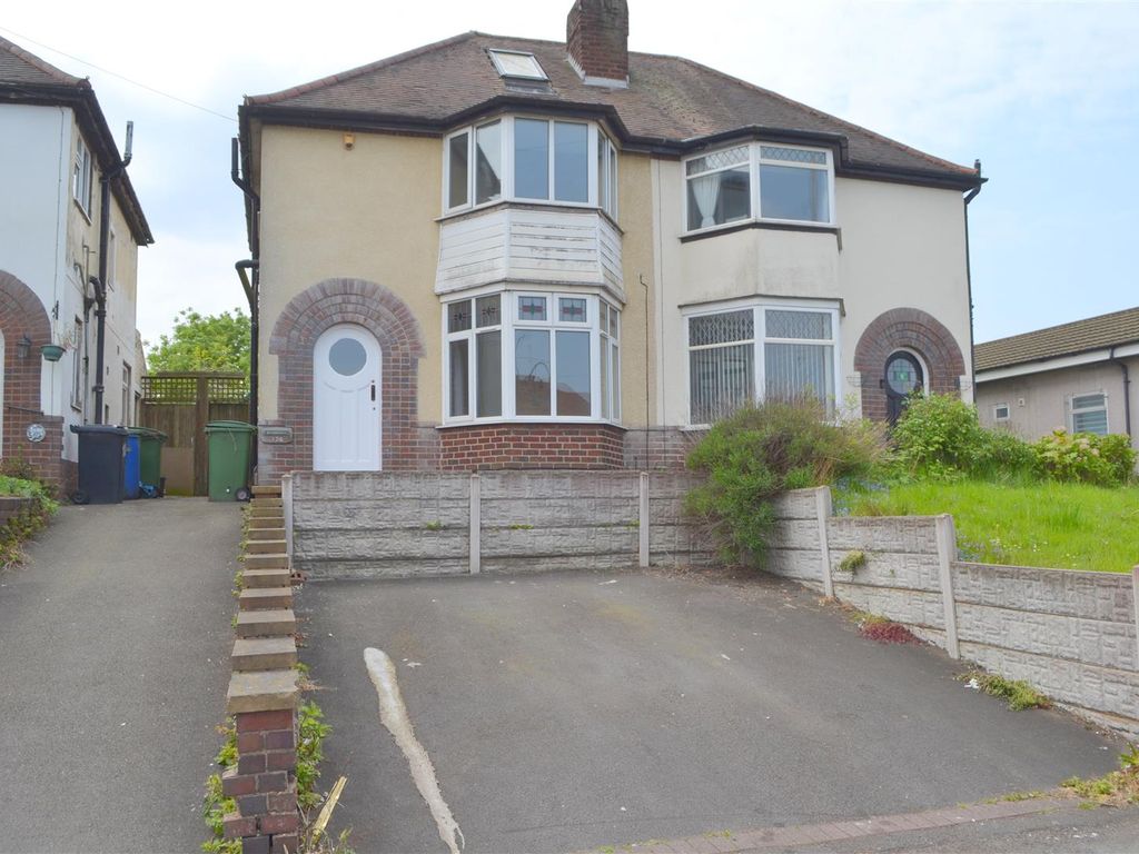 3 bed property for sale in High Street, Brierley Hill DY5