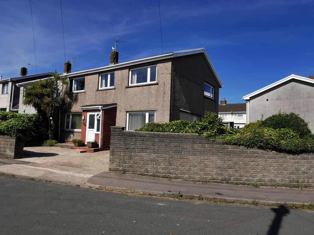 4 bed semidetached house for sale in Bower Street, Bridgend CF33, £