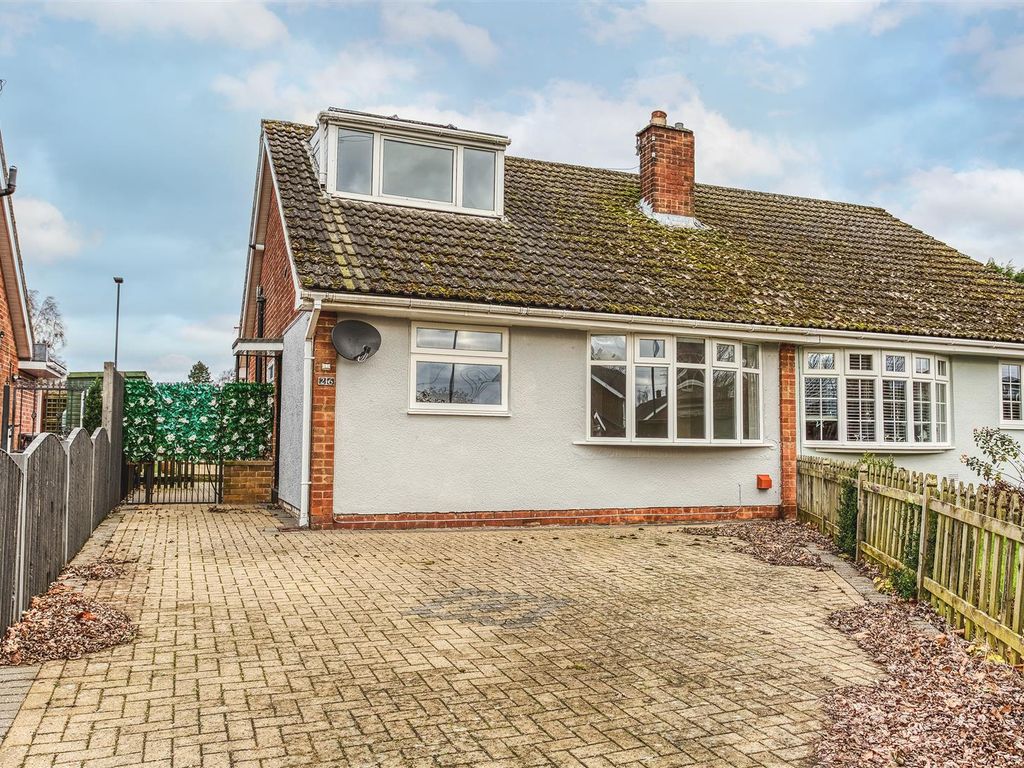 3 bed semidetached house for sale in Fenton Road, Mickleover, Derby