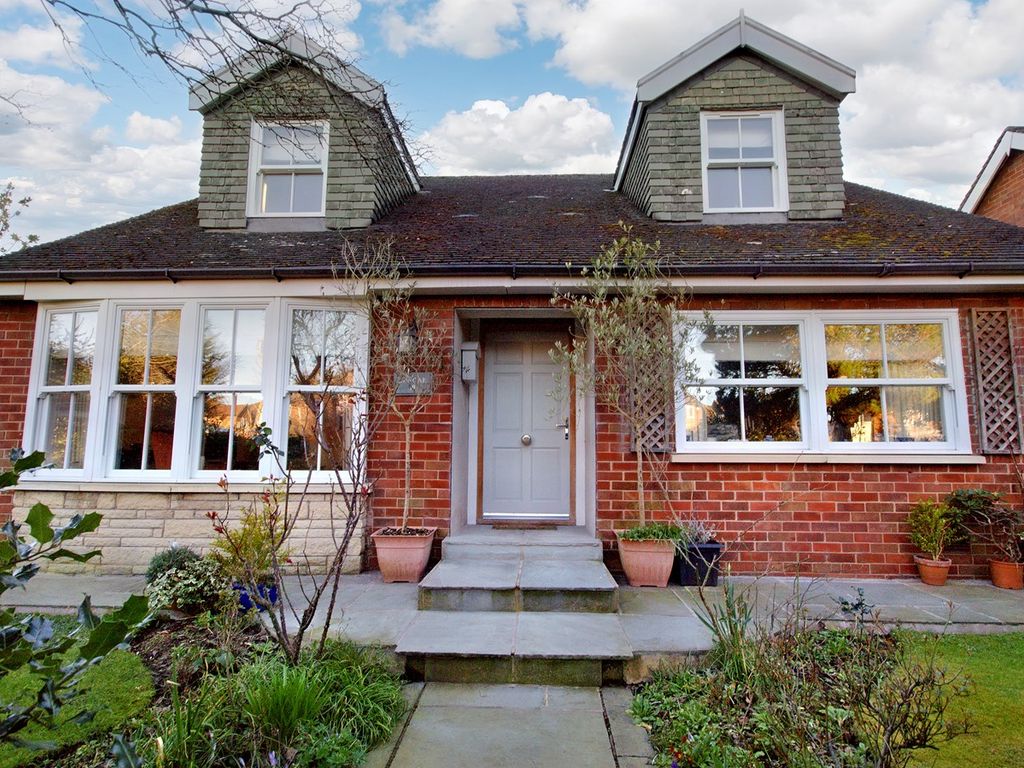 4 bed detached house for sale in Lower Lane, Freckleton, Preston PR4