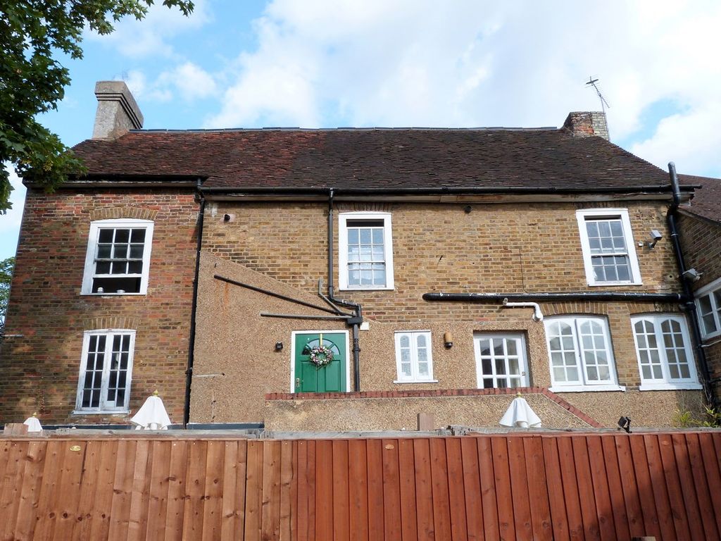 3 bed for sale in High Street, Harefield UB9 Zoopla