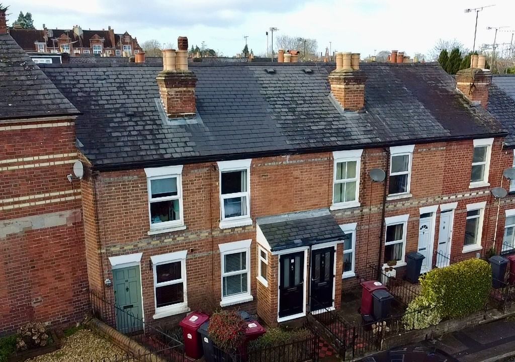 2 bed terraced house for sale in Cardigan Road, Reading, Berkshire RG1