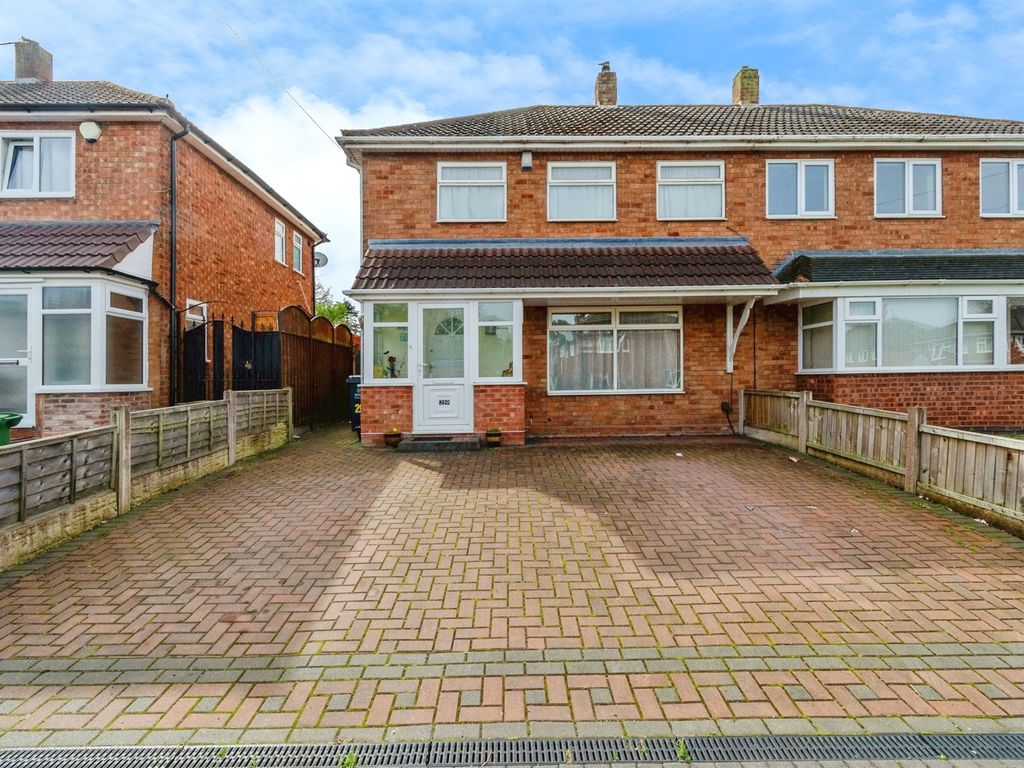 3 bed semidetached house for sale in Leighs Road, Pelsall, Walsall WS4