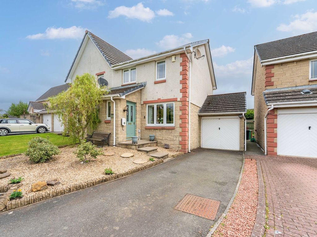 3 bed semidetached house for sale in Brodick Gardens, Dunfermline KY11