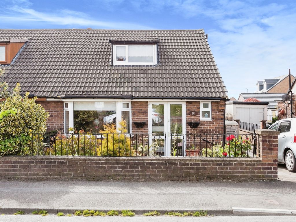 3 bed semidetached bungalow for sale in Rumble Road, Dewsbury WF12