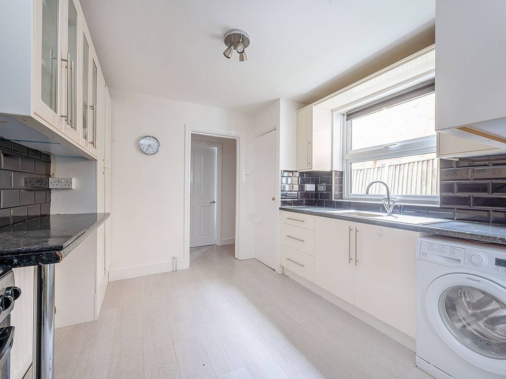 Cumberland Road, Hanwell, London W7  