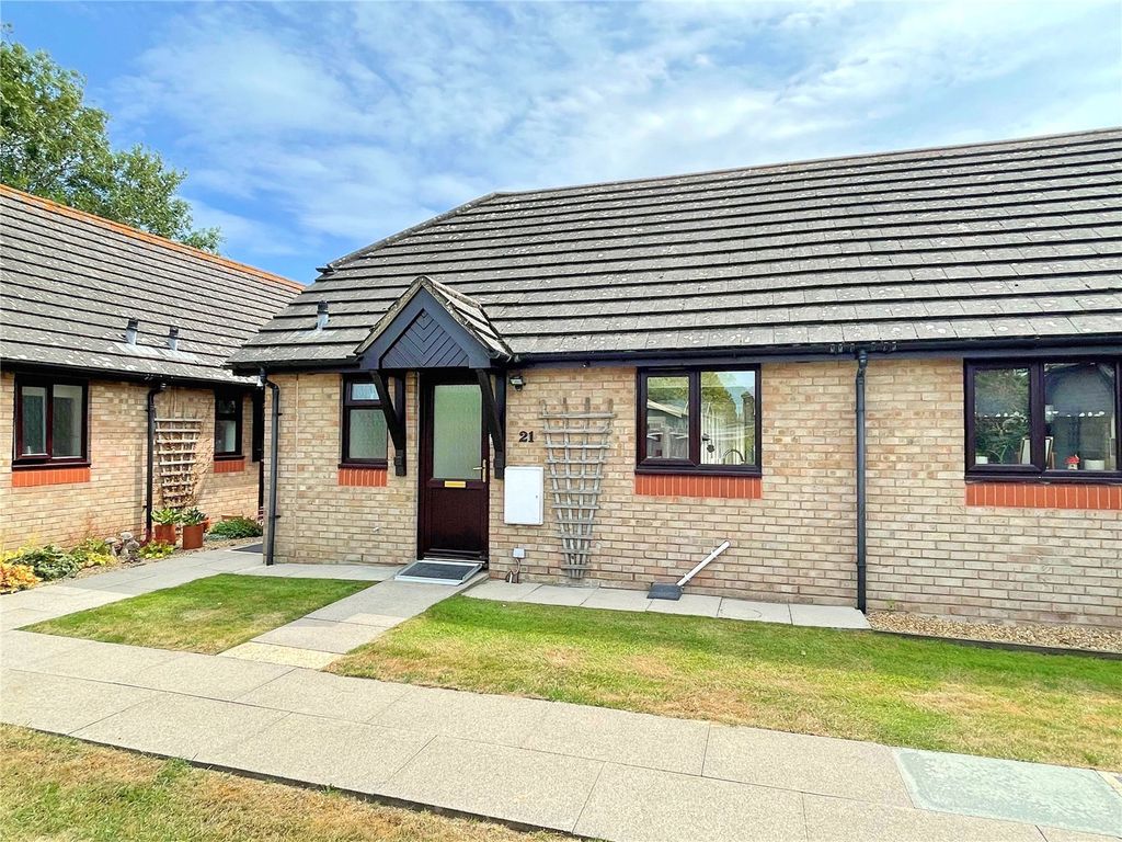 1 bed bungalow for sale in Station Road, East Preston, Littlehampton