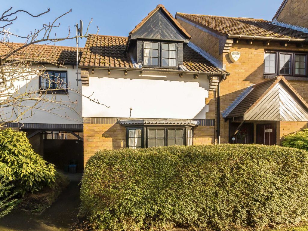2 bed terraced house to rent in Hunting Gate Mews, Twickenham TW2 Zoopla