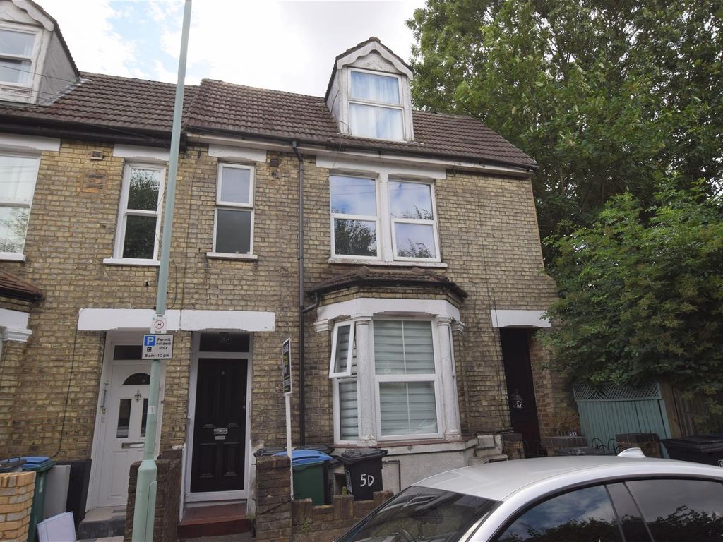 1 bed flat to rent in Gladstone Road, Watford WD17, £1,300 pcm Zoopla
