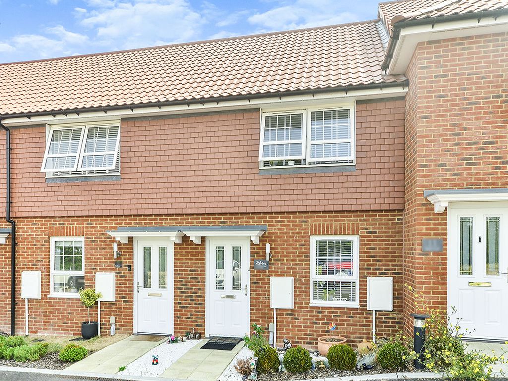 2 bed terraced house for sale in Easington Place, Aylesham, Canterbury