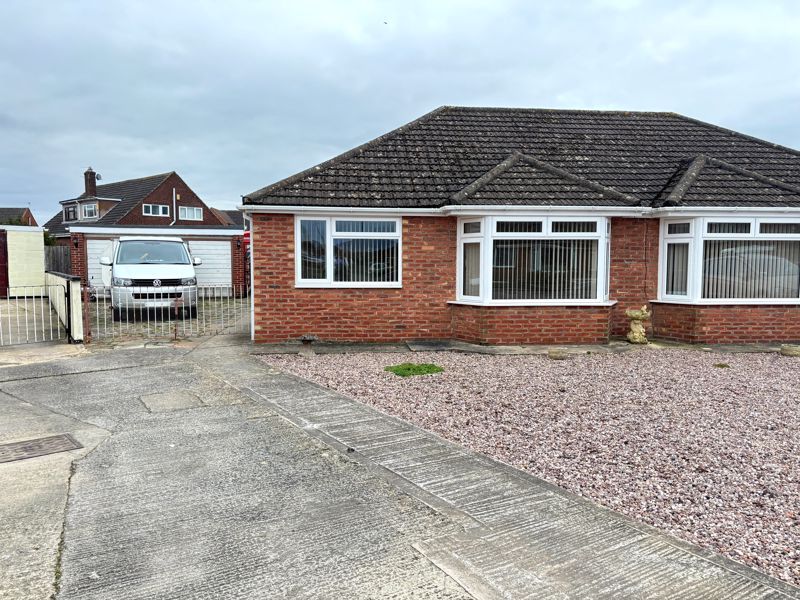 2 bed semidetached bungalow for sale in Flower Way, Longlevens