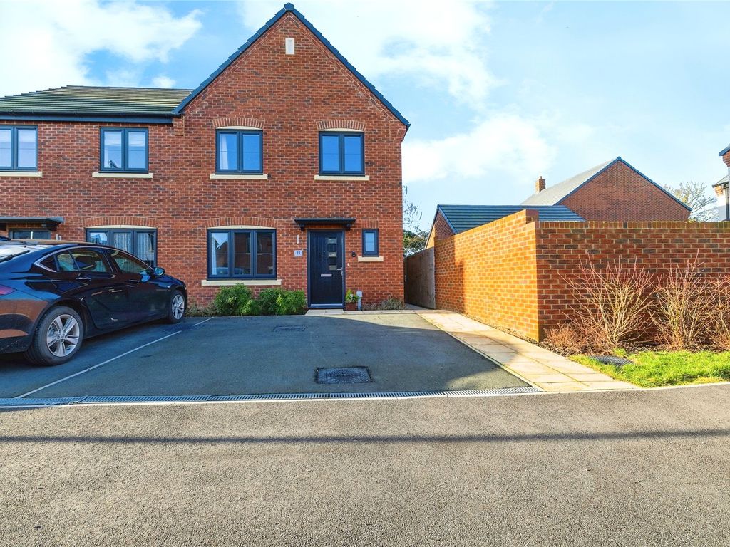 3 bed semidetached house for sale in Blades Drive, Saxilby, Lincoln