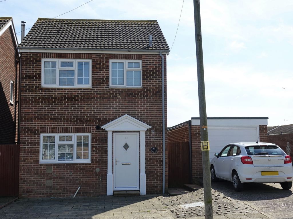 3 bed detached house for sale in Dennys Close, Selsey, Chichester PO20