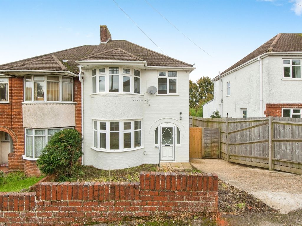 3 bed semidetached house for sale in Gainsford Road, Southampton SO19