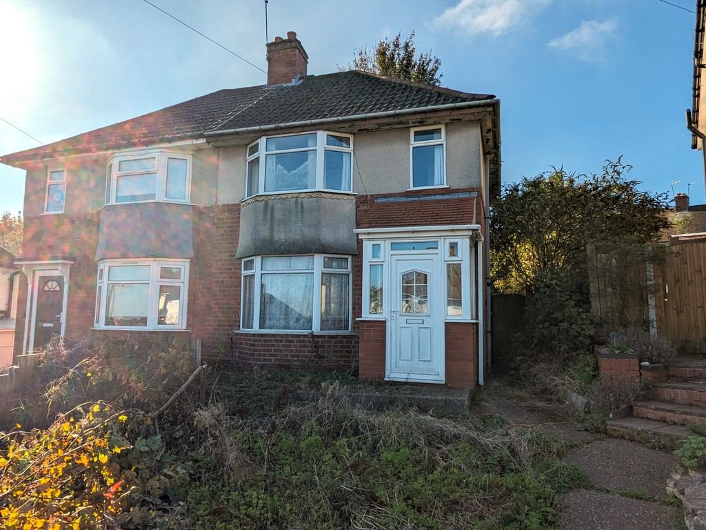 2 bed semidetached house for sale in The Horseshoe, Oldbury B68, £