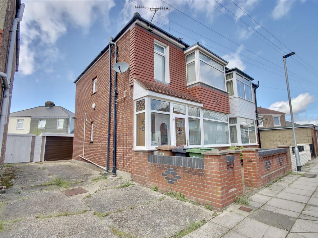 3 bed semidetached house for sale in Seaton Avenue, Portsmouth PO3, £300,000 Zoopla