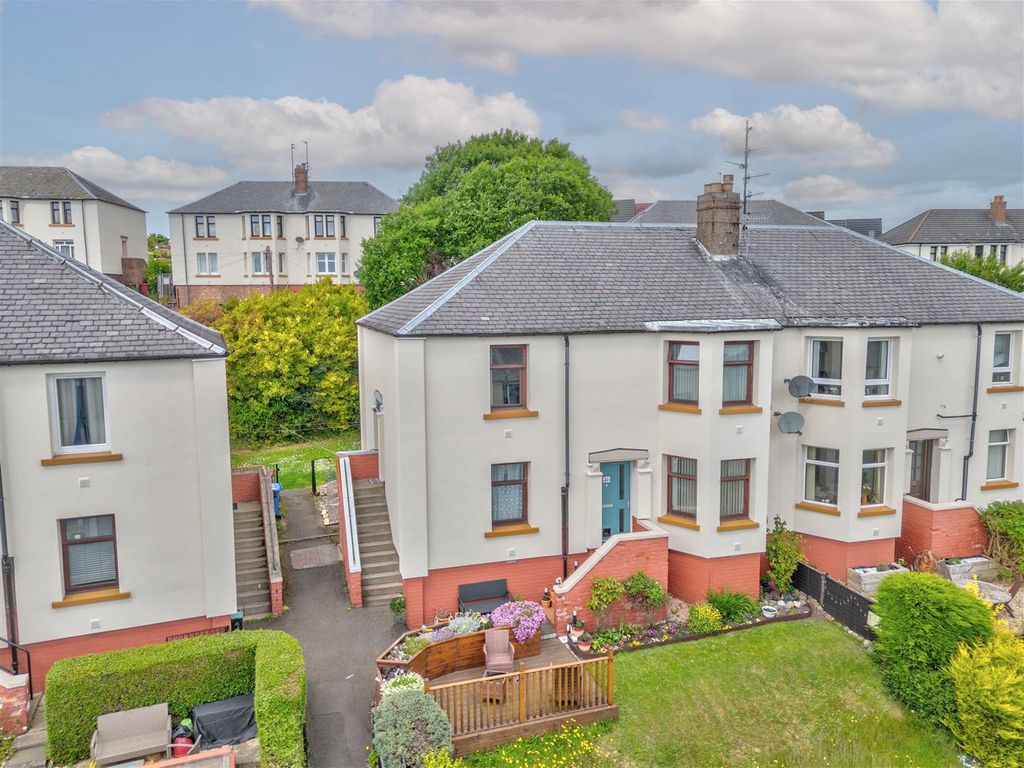 2 bed flat for sale in Kinloch Terrace, Dundee DD3, £120,000 Zoopla