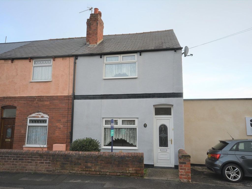 2 bed end terrace house for sale in James Street, Stonegravles