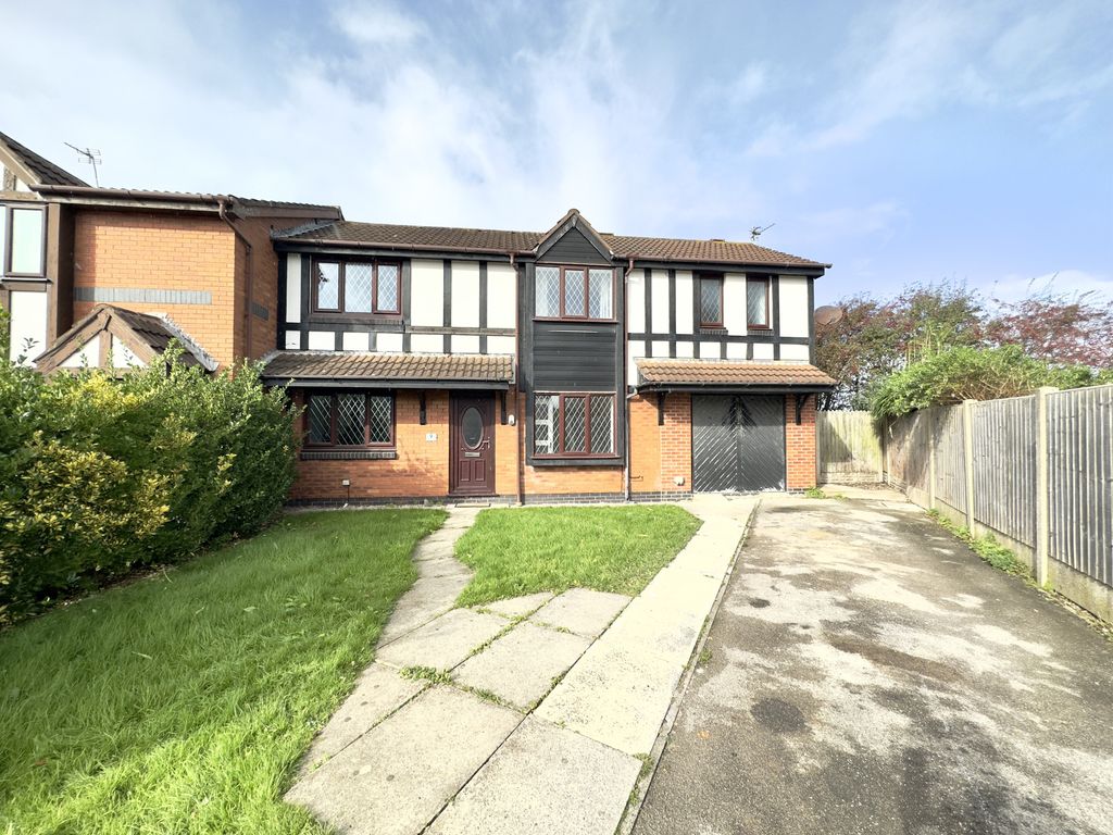 4 bed semidetached house to rent in Campion Close, ThorntonCleveleys
