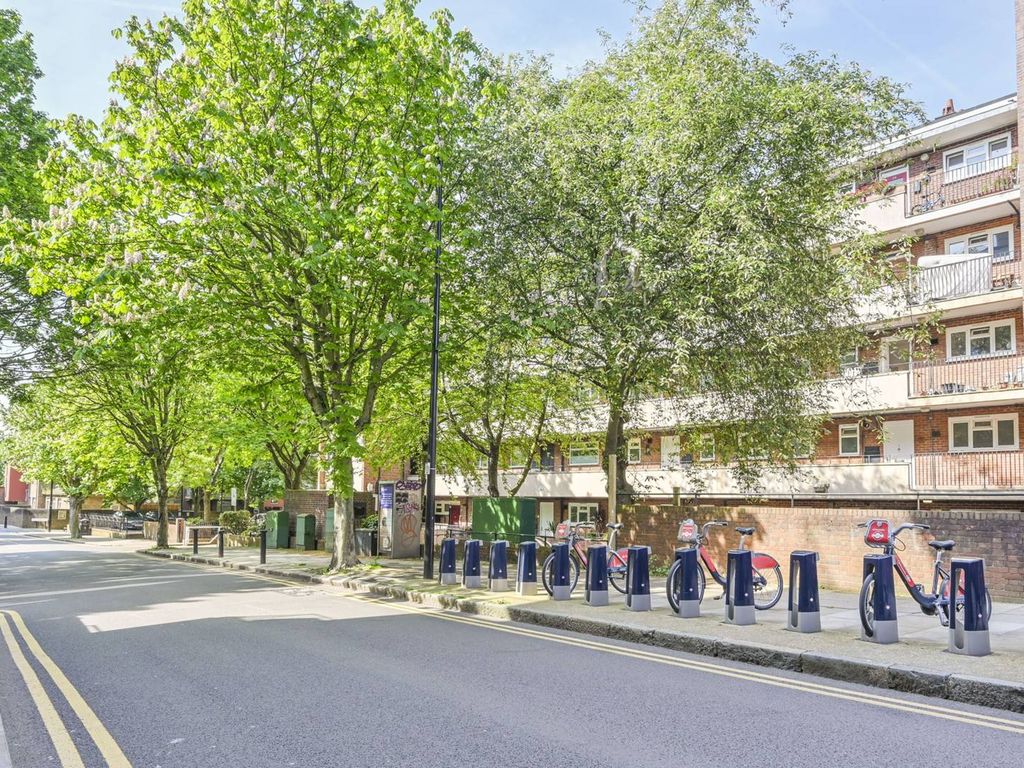 1 bed flat for sale in Wapping Lane, Wapping, London E1W, £400,000 Zoopla