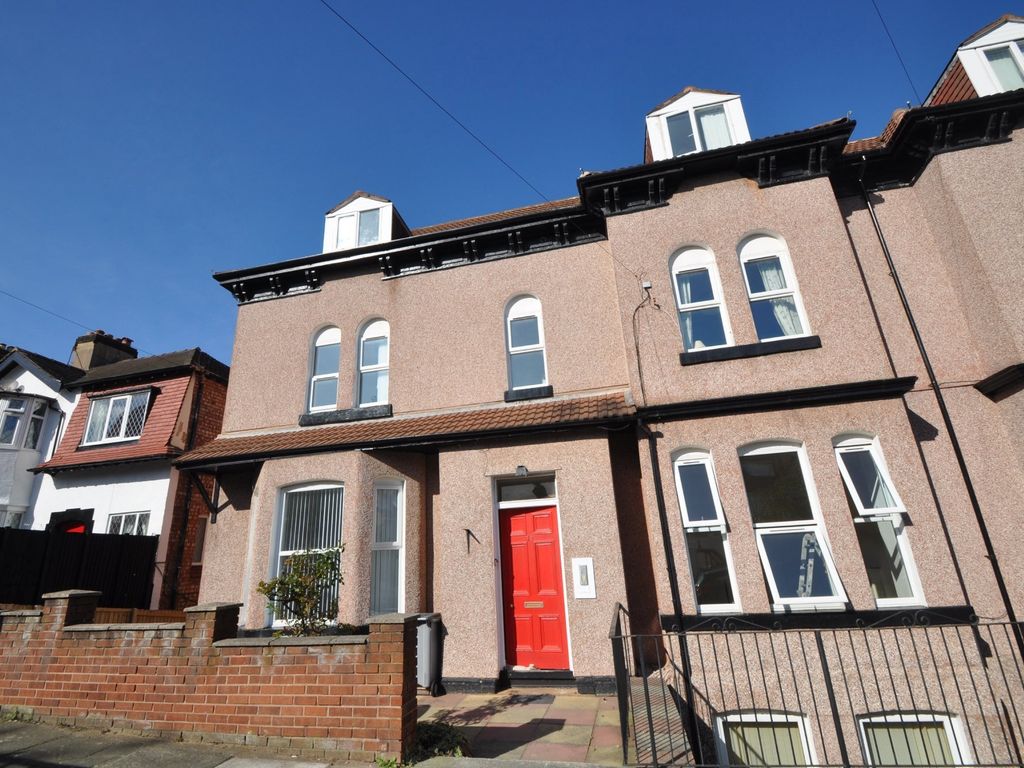 1 bed flat to rent in Pickering Road, New Brighton, Wallasey CH45, £495