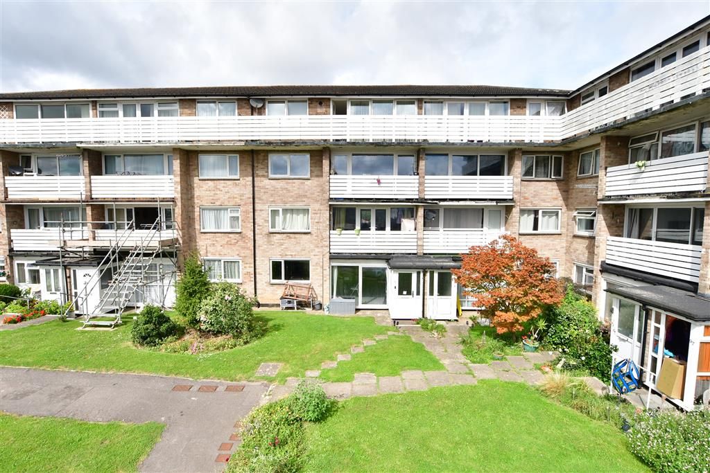 2 bed flat for sale in Wendover Road, Chidham Park, Havant, Hampshire PO9, £119,500 Zoopla