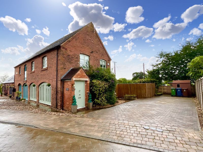 3 bed property for sale in Tittensor Road, Tittensor, StokeOnTrent