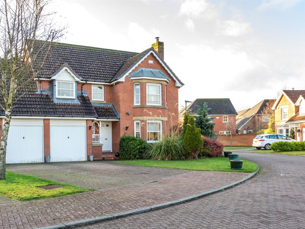 4 bed detached house for sale in Jackson Drive, Stepps, Glasgow G33