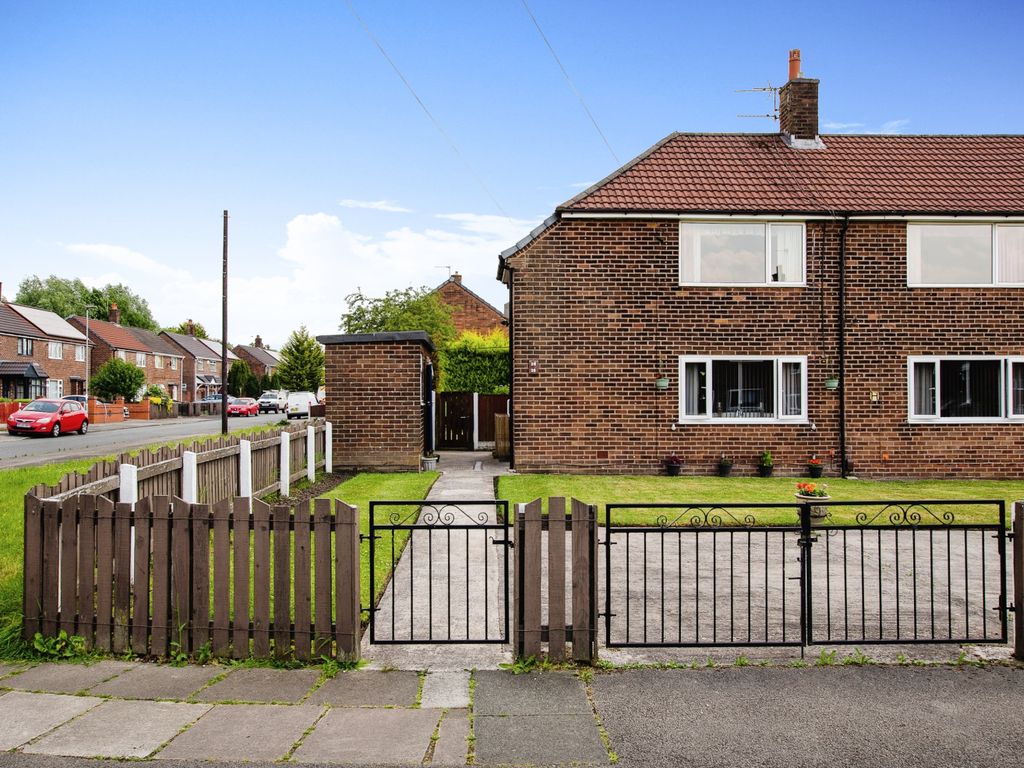 2 bed flat for sale in Rivington Drive, Wigan WN2 Zoopla