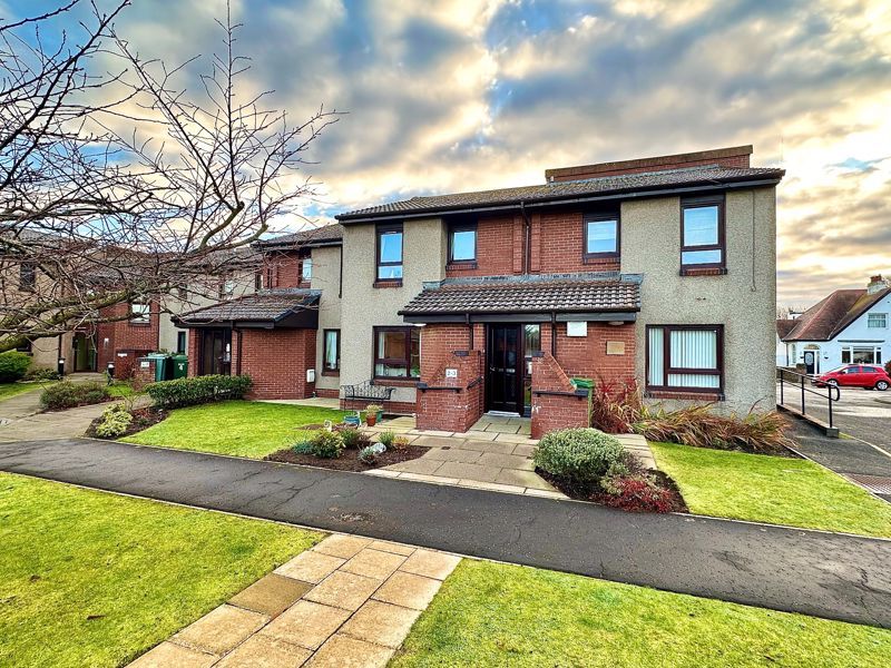 1 bed flat for sale in Cavendish Court, Troon KA10, £75,000 Zoopla