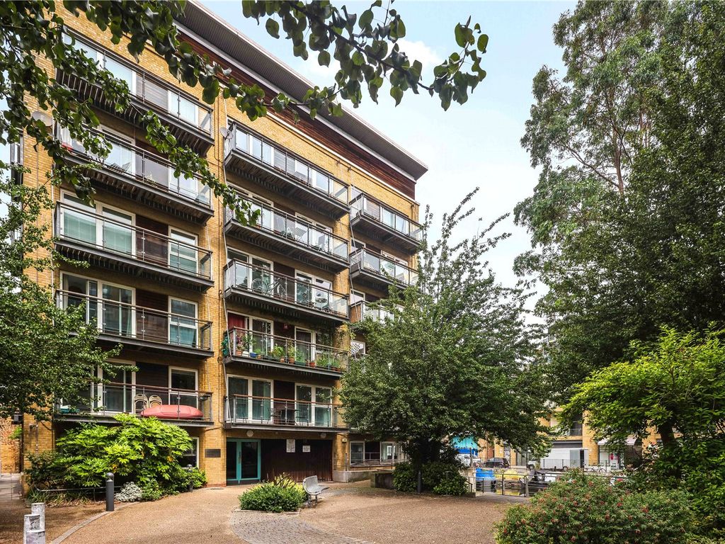 2 bed flat to rent in Alexandra Wharf, 1 Darwen Place, London E2 Zoopla