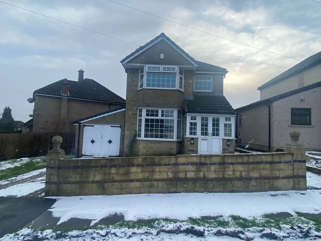 3 bed detached house to rent in Canford Drive, Bradford, West Yorkshire