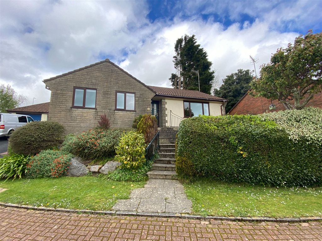 3 bed bungalow for sale in New Meadow, Ivybridge PL21, £395,000 Zoopla