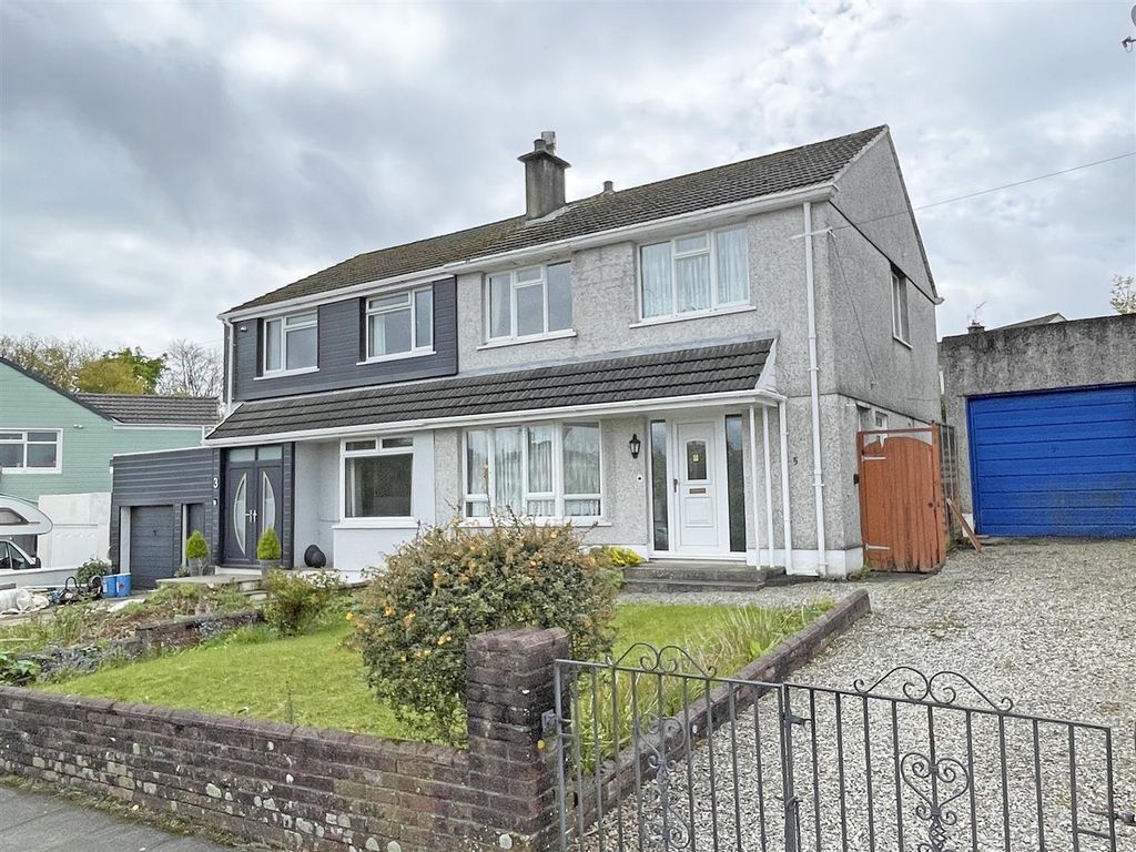 3 bed semidetached house for sale in Rospeath Crescent, Manadon