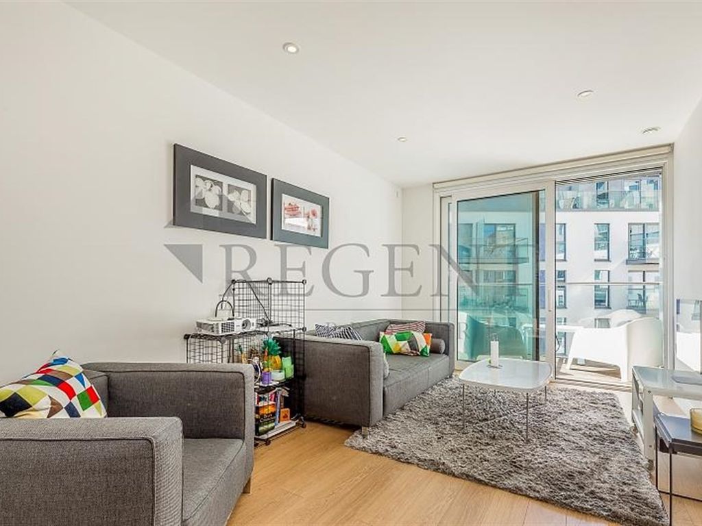 Waterhouse Apartments, Saffron Square CR0