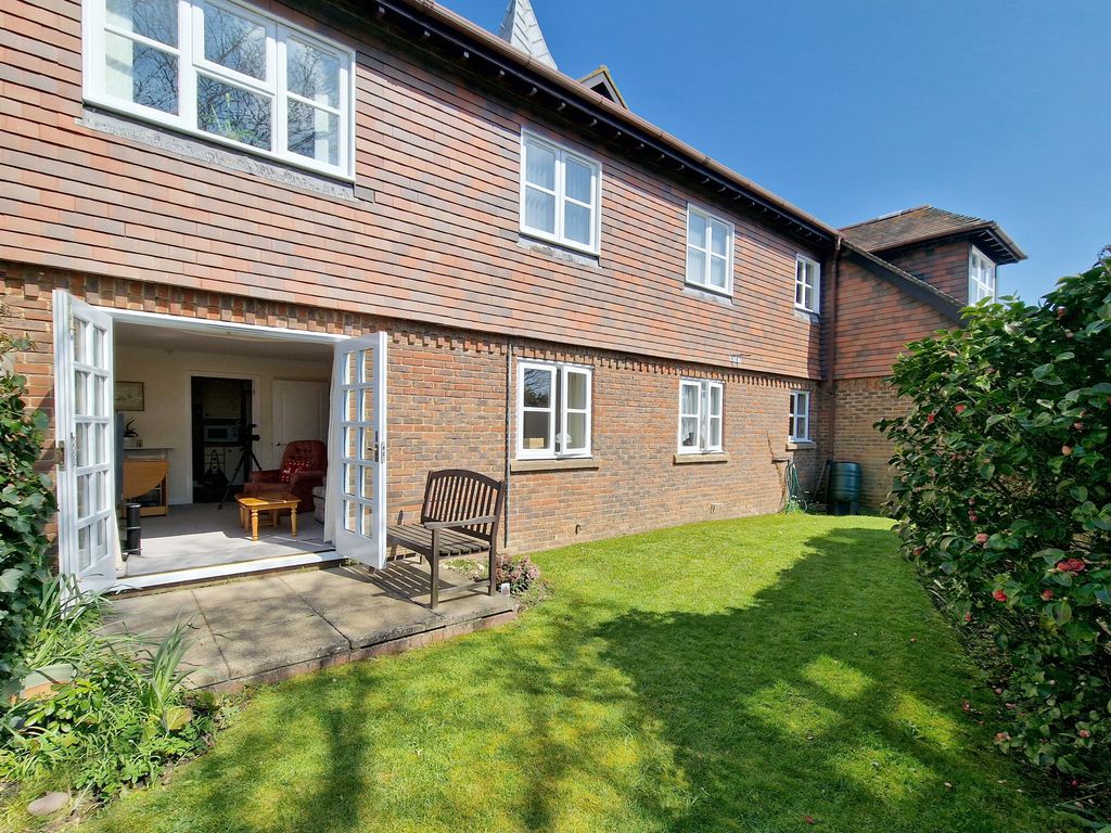 2 bed flat for sale in Monmouth Court, Church Lane, Lymington