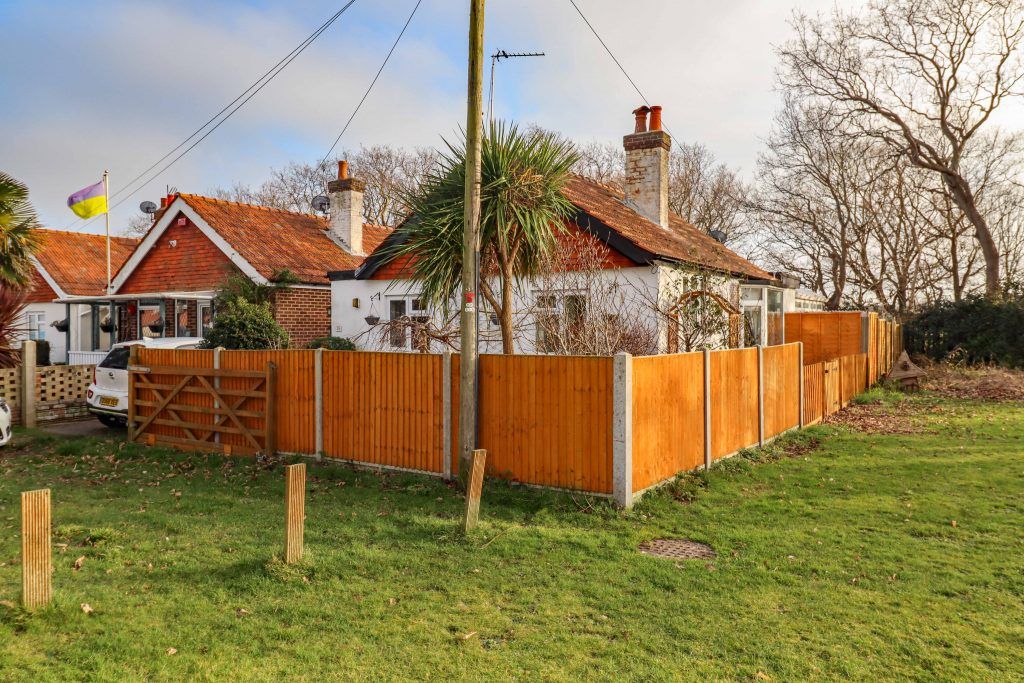 2 bed detached bungalow for sale in North Crescent, Hayling Island PO11