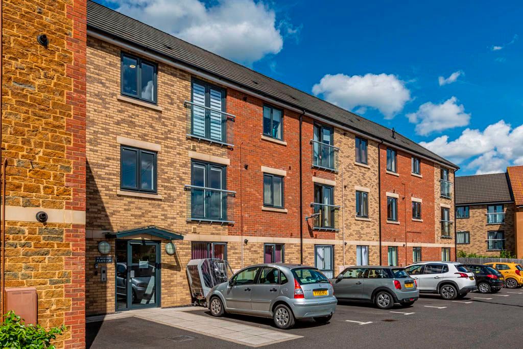 Flat, C Broad Green, Wellingborough NN8