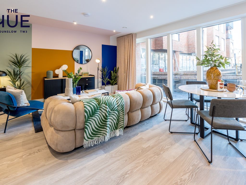 New home, 2 bed flat for sale in Bell Road, Hounslow TW3, £148,750 Zoopla