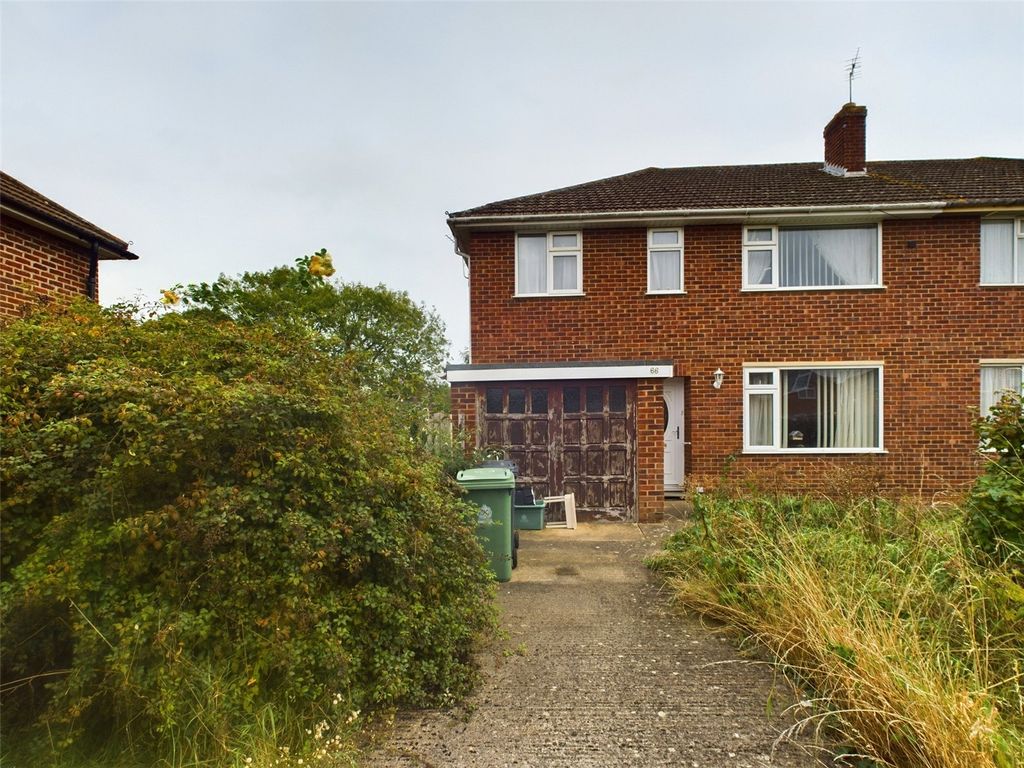 3 bed semidetached house for sale in Oakwood Drive, Hucclecote GL3, £