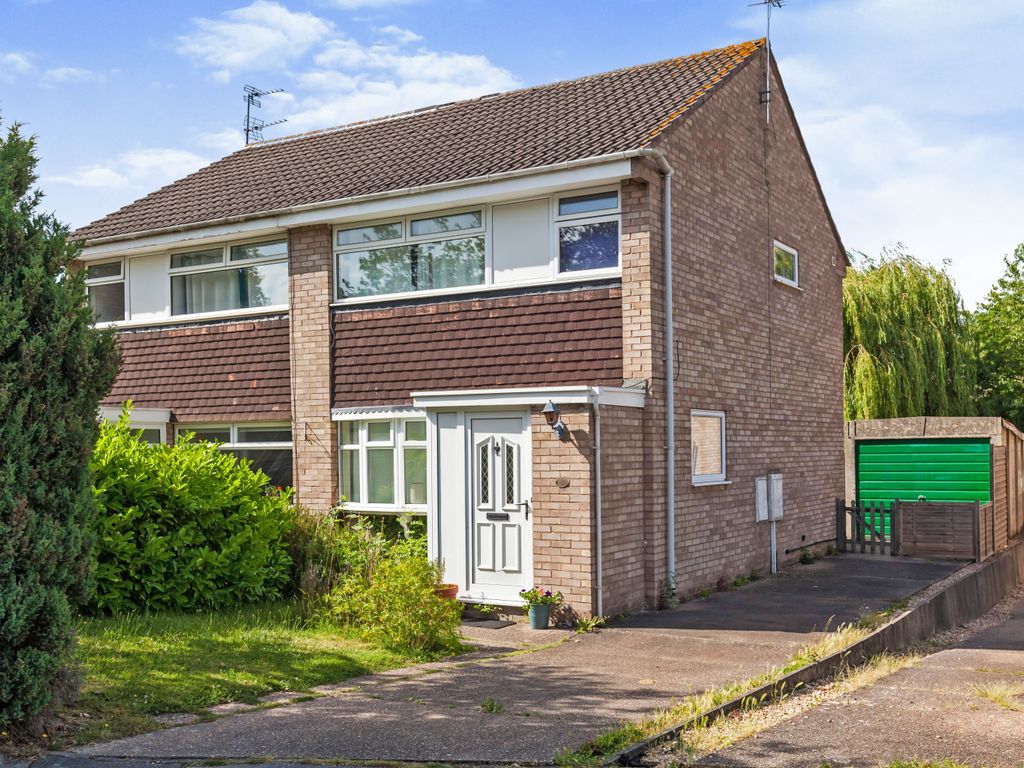 3 bed semidetached house for sale in Wembley Gardens, Bramcote