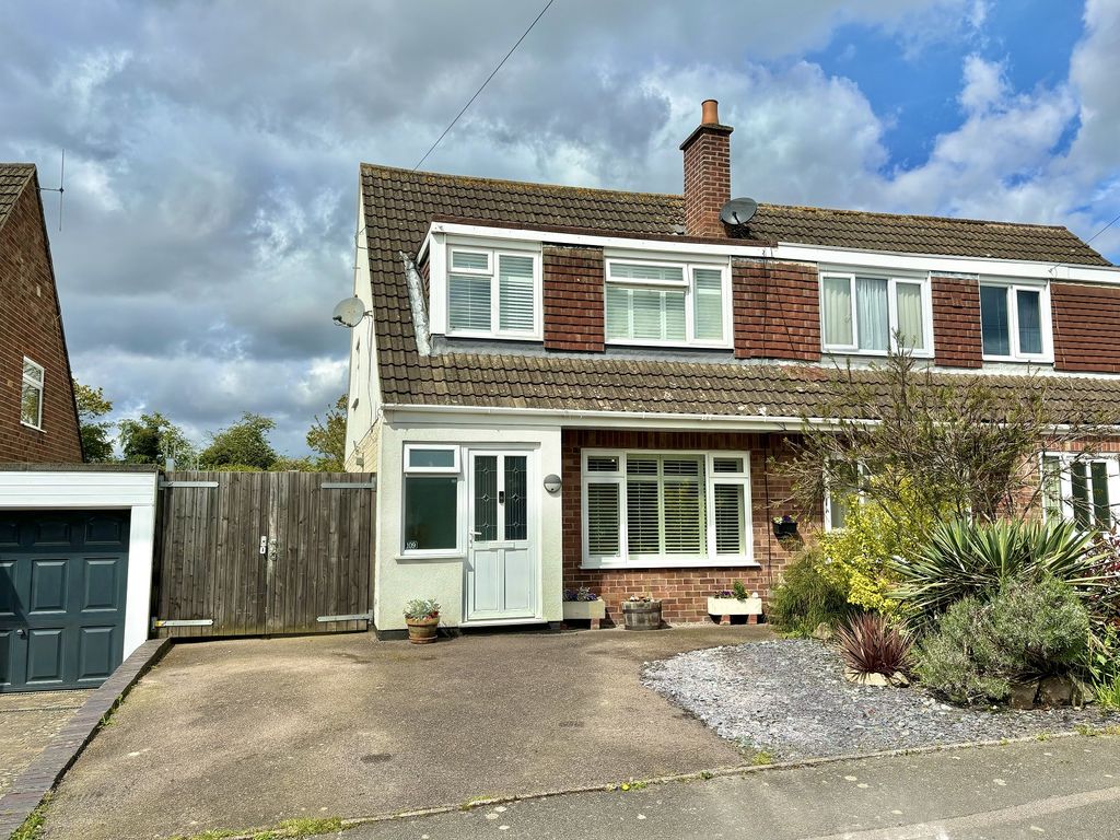 3 bed semidetached house for sale in Coleridge Drive, Enderby