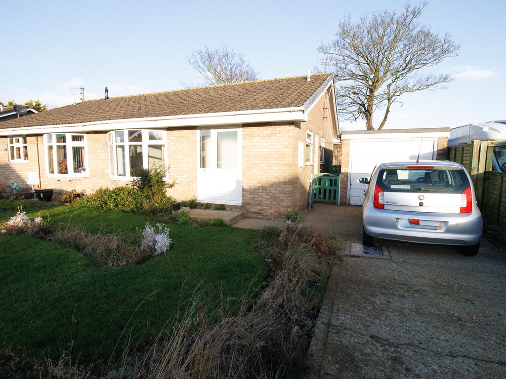 2 bed semidetached bungalow for sale in Fountayne Road, Hunmanby YO14 Zoopla