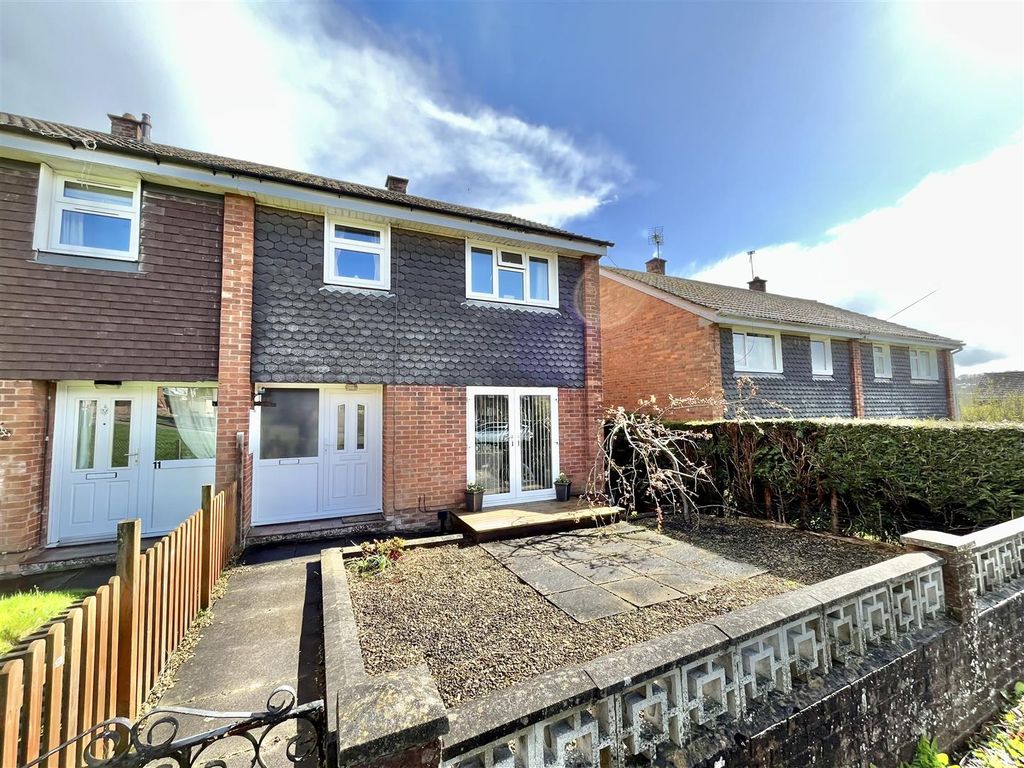 3 bed semidetached house for sale in North Avenue, Drybrook GL17 Zoopla